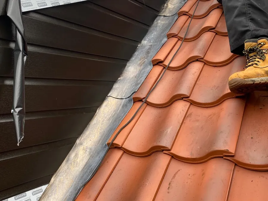 New tiled roof fitted by Big Red Roofing in Cambridgeshire
